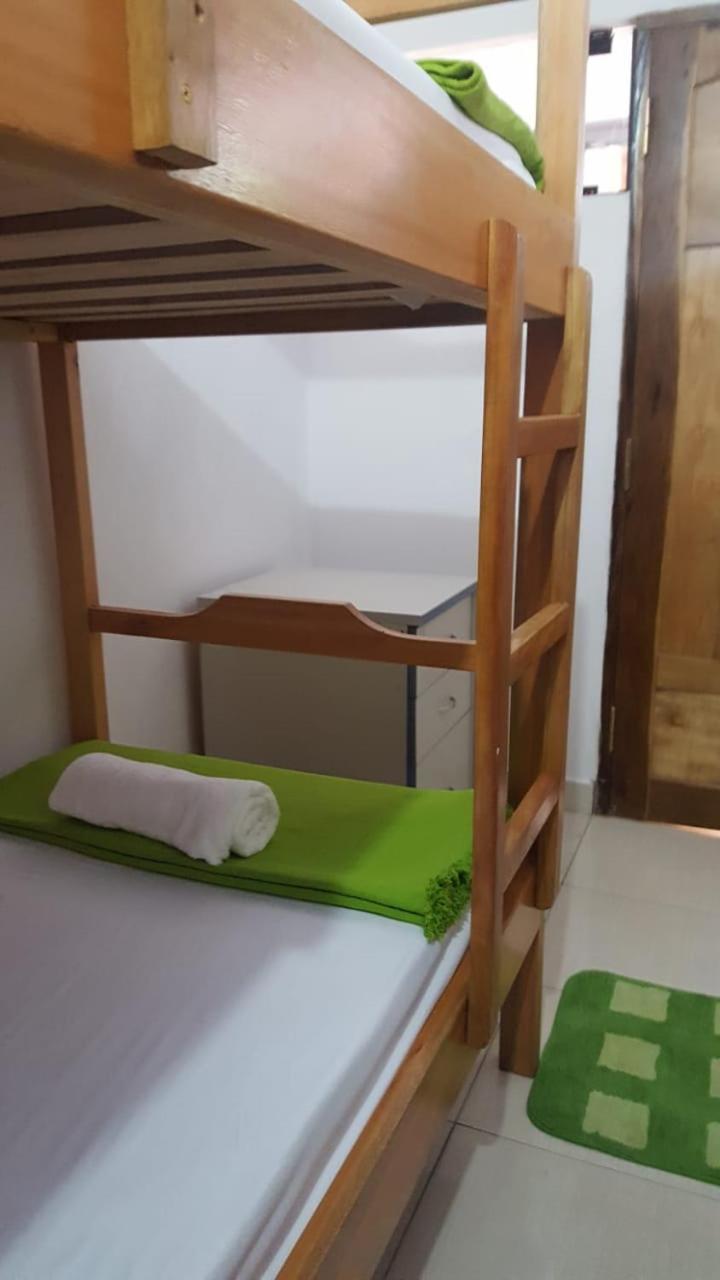 Helecho'S Hostal Pansiyon Encarnación Dış mekan fotoğraf